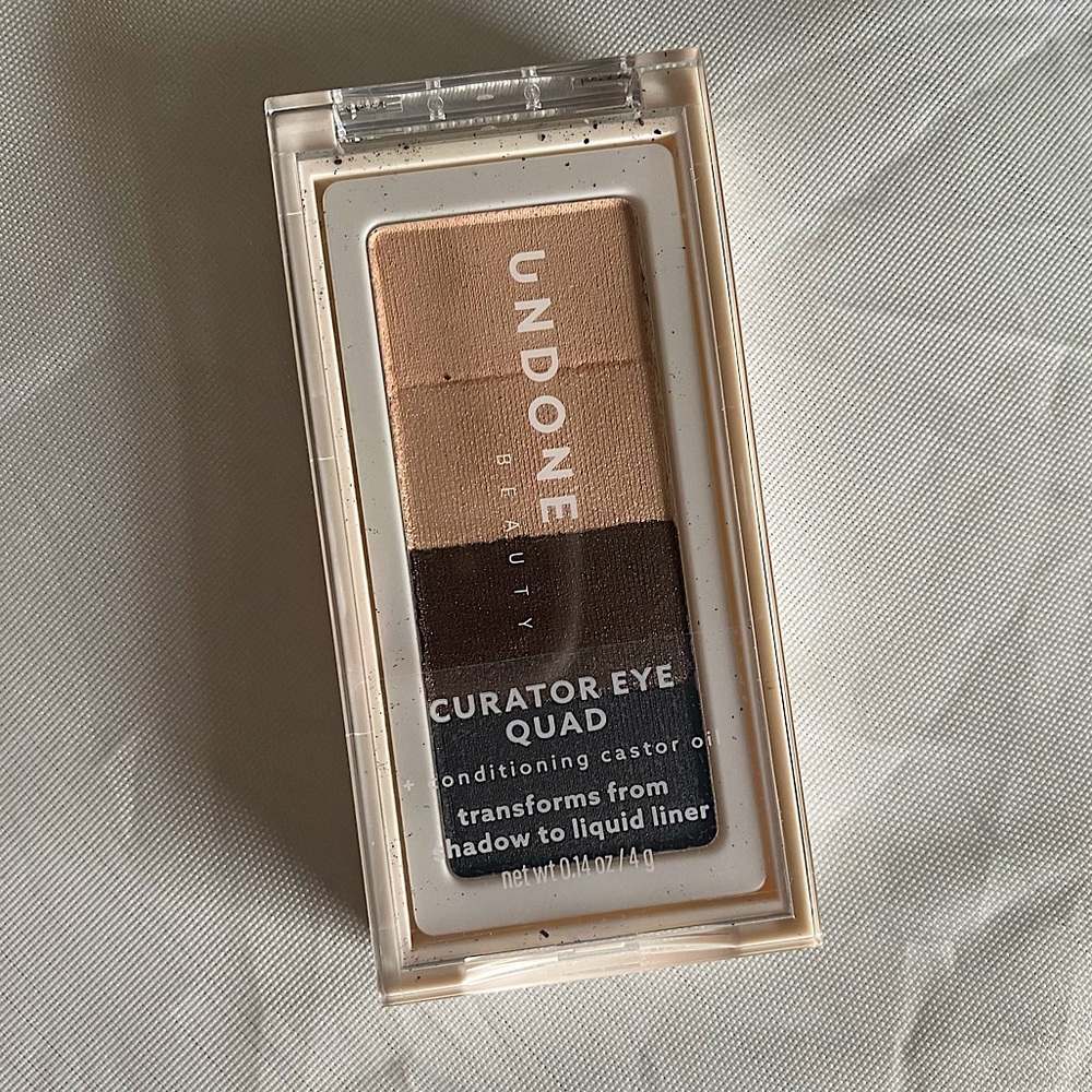 Undone Beauty Curator Quad Eyeshadow Palette